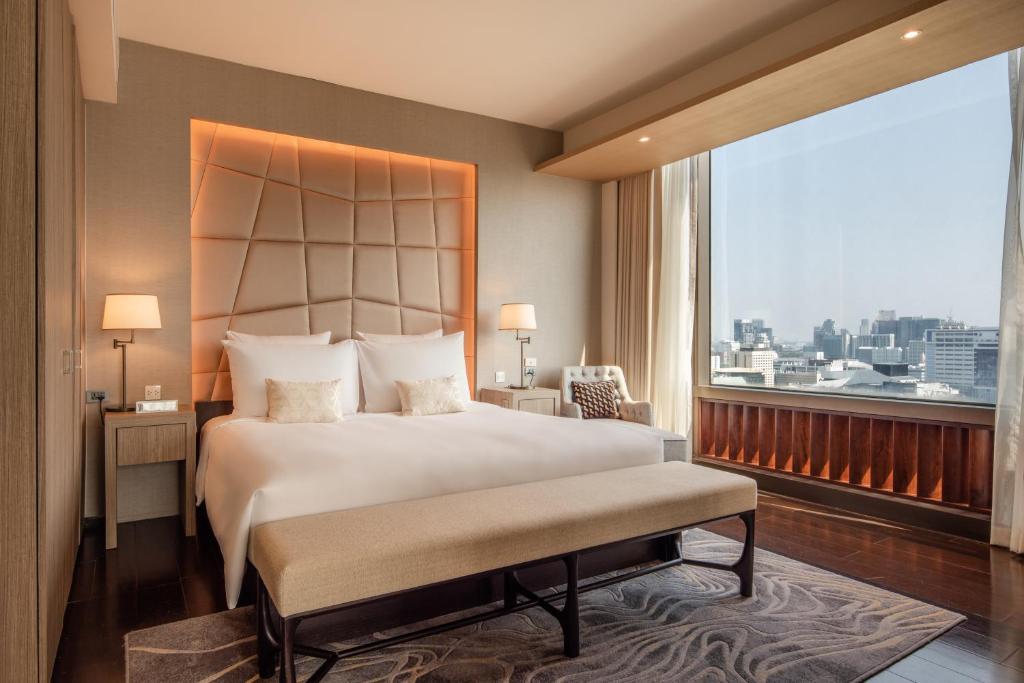 
Executive Family Suite - Piano Club Privilege
