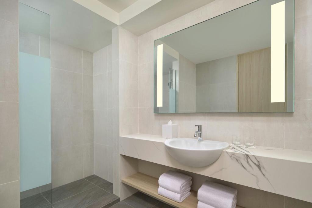 Koupelna v ubytování Fairfield by Marriott Bekasi