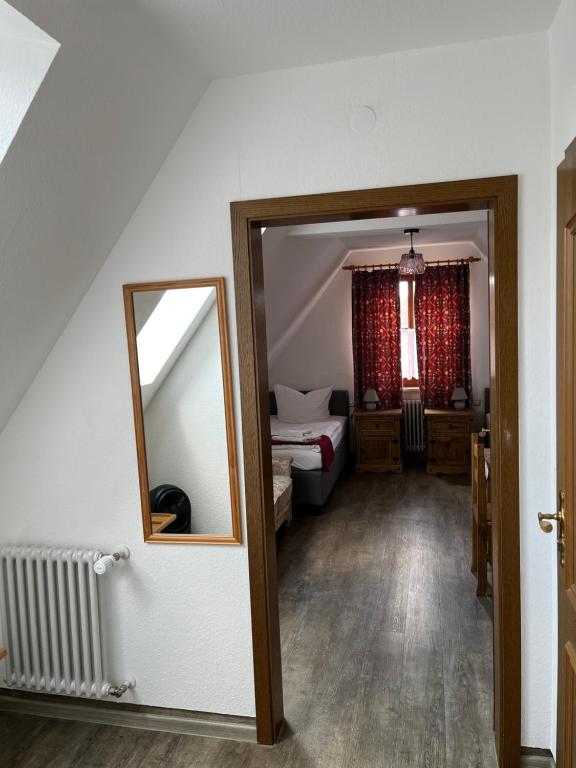 Postel nebo postele na pokoji v ubytování Pension Main-Art