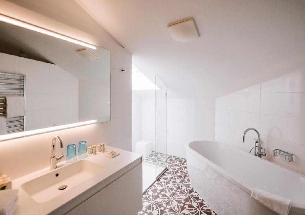 Koupelna v ubytování Seehotel Hubertushof