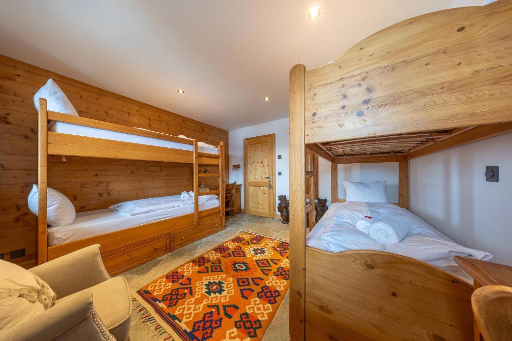 Chalet Chafrebelle - sauna & view - Resim 20