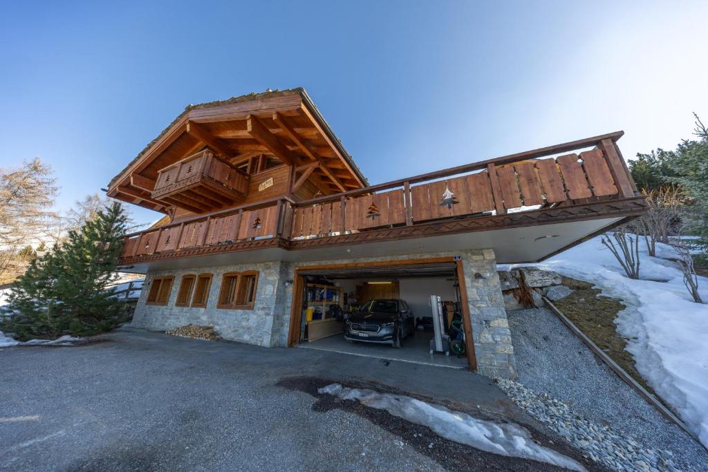 Chalet Chafrebelle - sauna & view - Resim 27