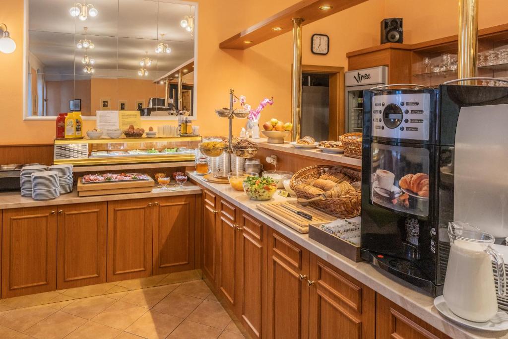 Hotel Flora - Resim 20