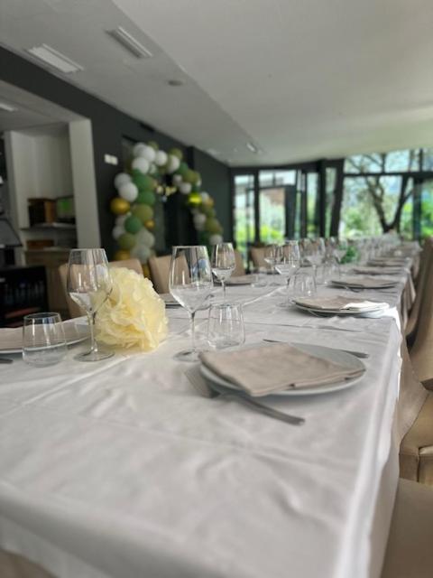 Fotografie z fotogalerie ubytování Athos Hotel v destinaci Riva del Garda