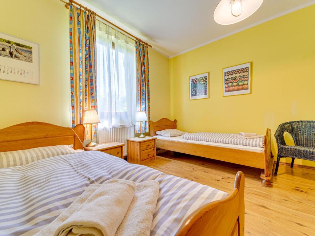 Posteľ alebo postele v izbe v ubytovaní Apartment Nad Łomniczką-1 by Interhome