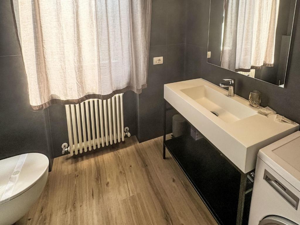 Kúpeľňa v ubytovaní Apartment Dromaè-2 by Interhome