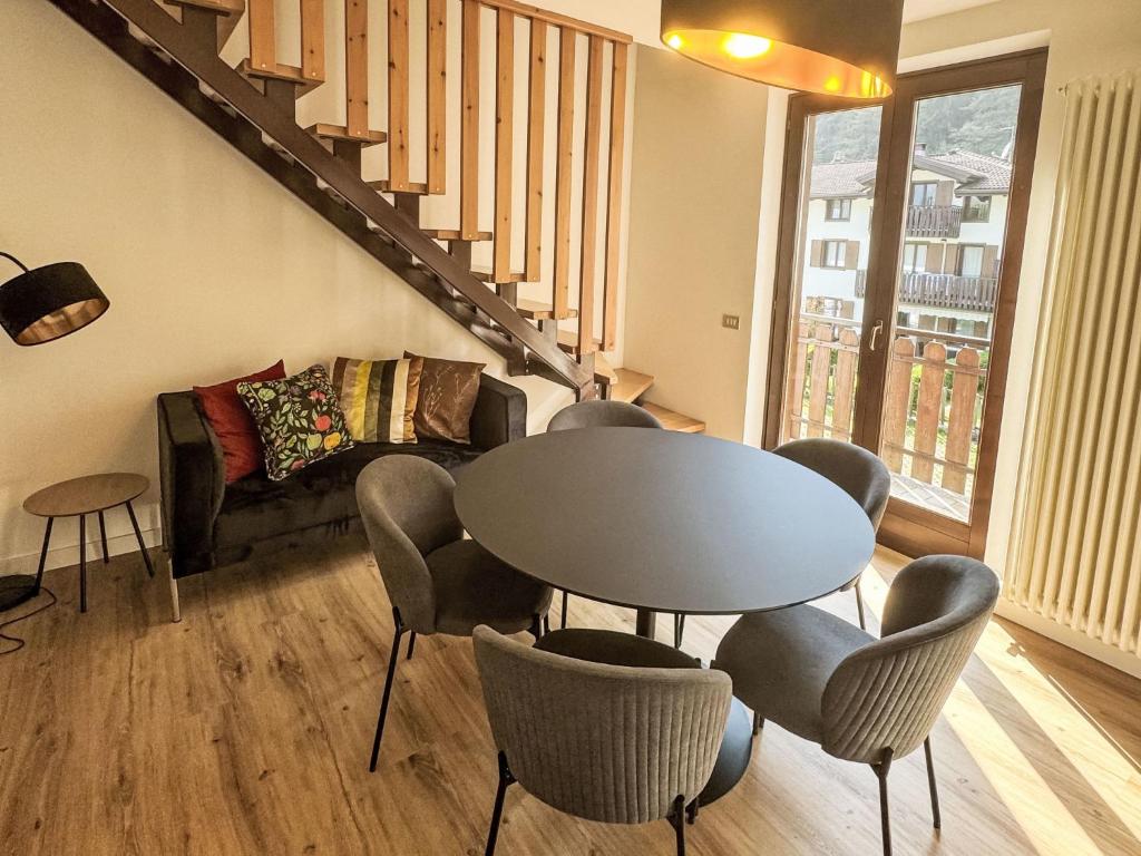 Część wypoczynkowa w obiekcie Apartment Dromaè-1 by Interhome