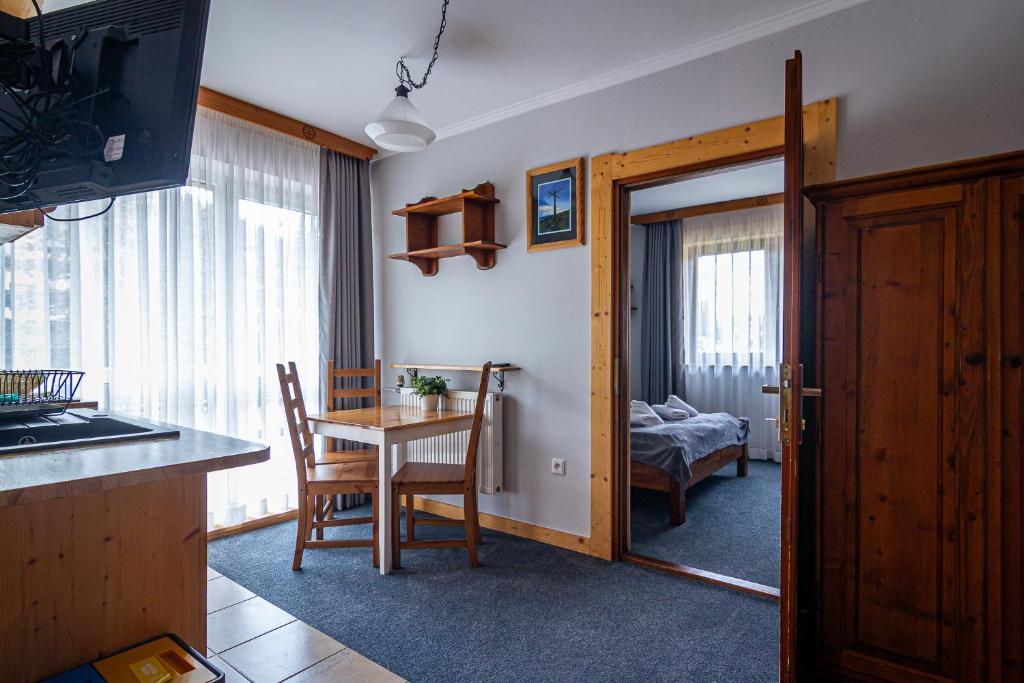 Aparthotel Pod Nosalem - Resim 16