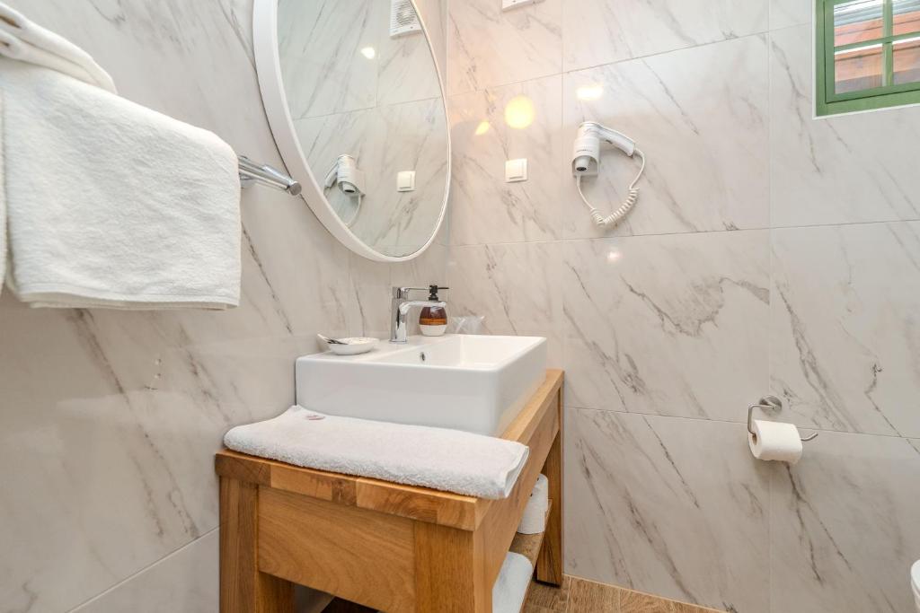 Tesla's Gastro House Plitvice - 6