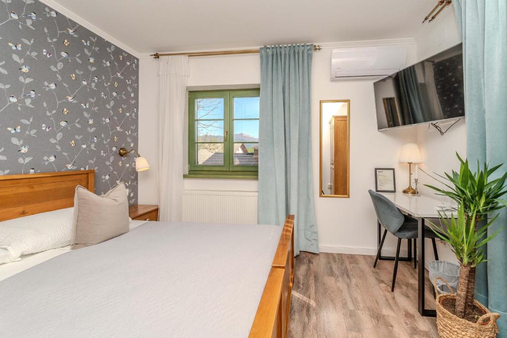 Tesla's Gastro House Plitvice - 13