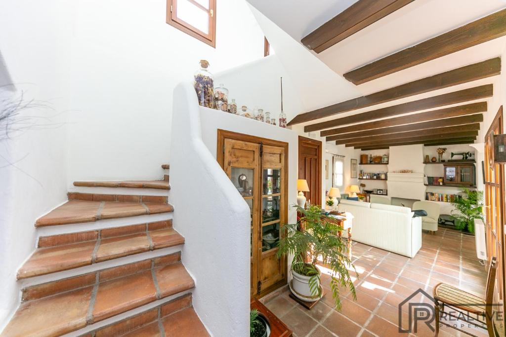 La Casa de la Iglesia - 13