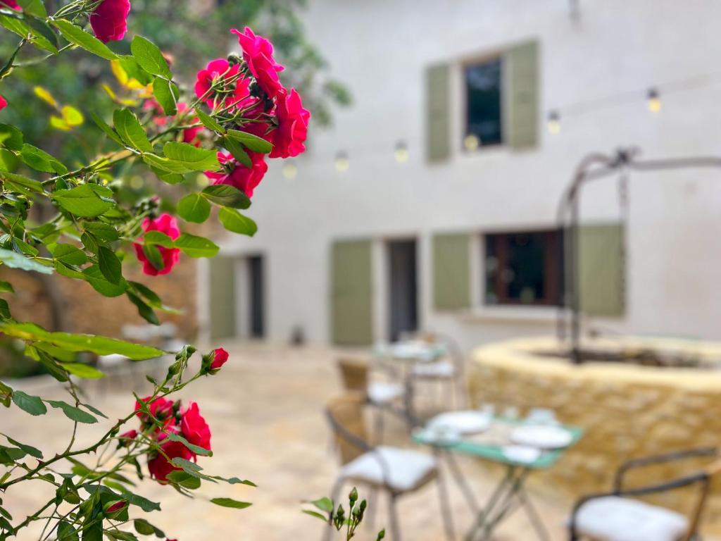 Patio nebo venkovní prostory v ubytování Suites de Bruoux