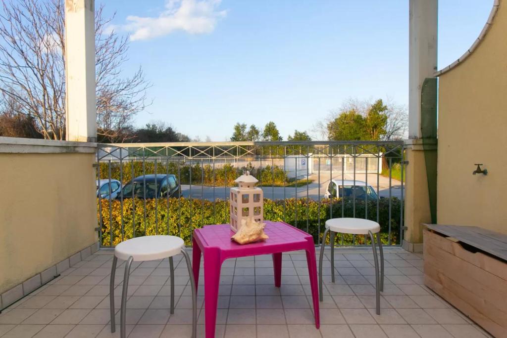 A balcony or terrace at M247 - Marcelli, nuovo bilocale con terrazzo e garage