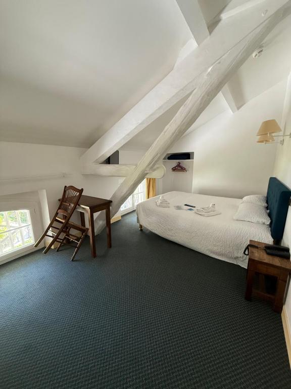 Gallery image of HOTEL ST SEBASTIEN in Roquebillière