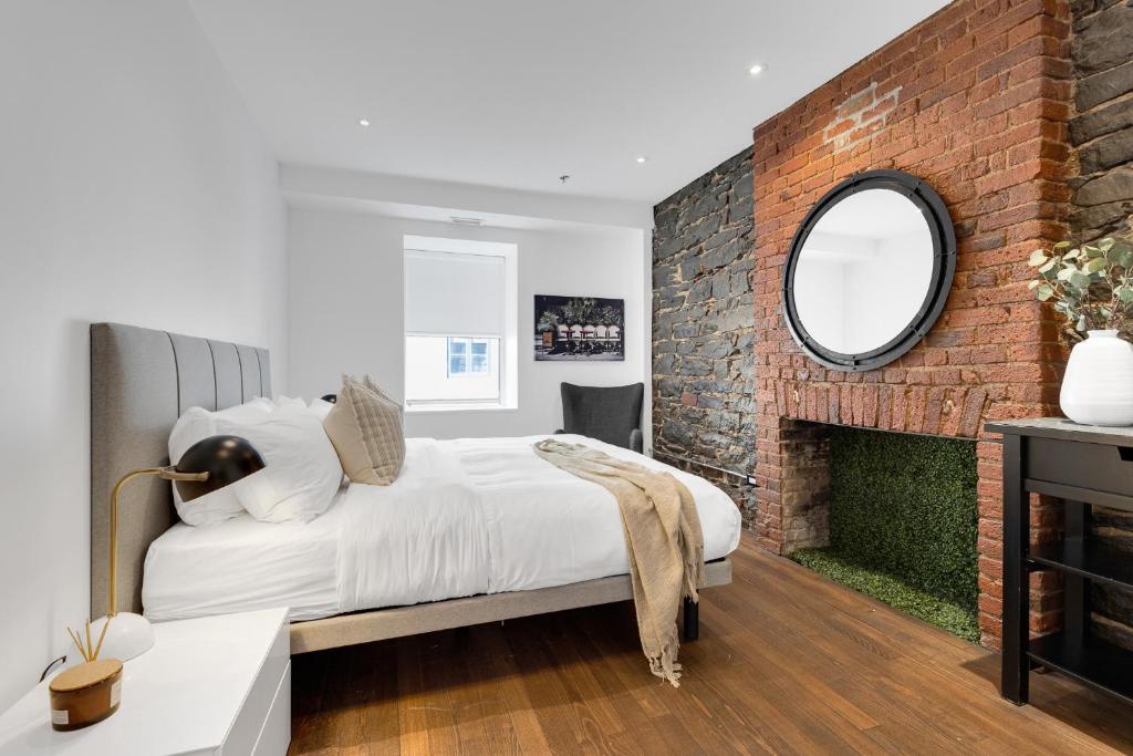 The SFX Old Port - Resim 5