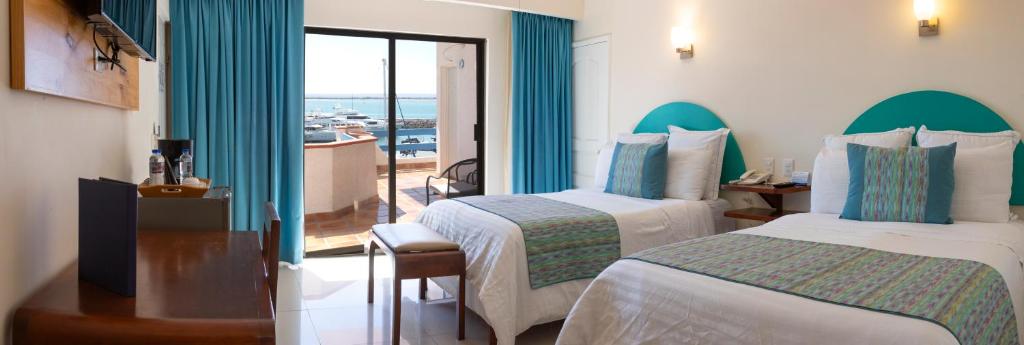 The Westmarine Waterfront Hotel