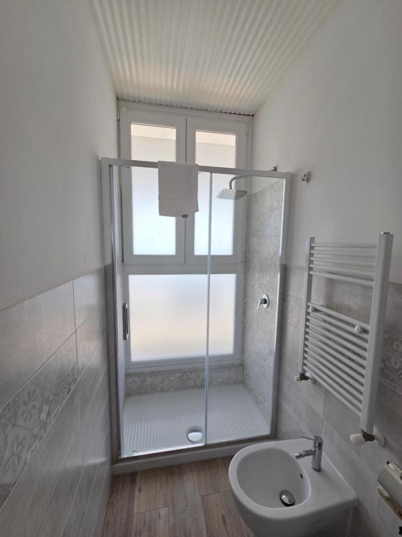 Koupelna v ubytování Suite Torre Azzurra B&B - Rooftop Sea View