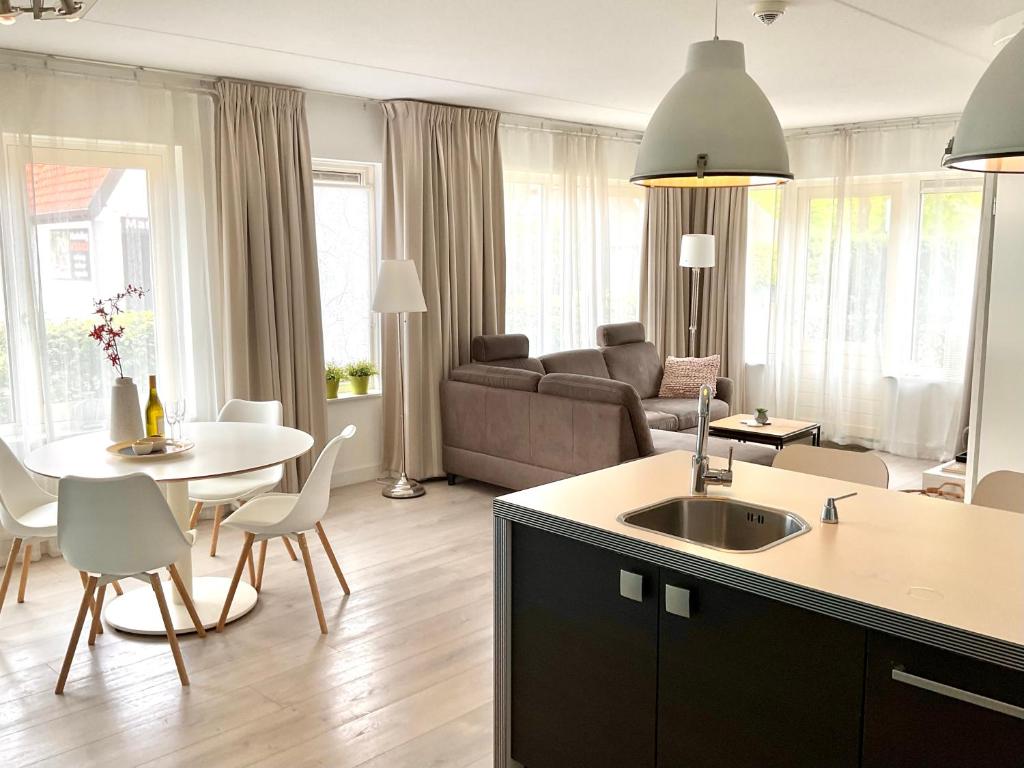 Χώρος καθιστικού στο Luxe Duinsuite