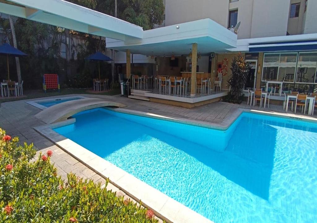 A piscina em ou perto de Vallclaire Suites