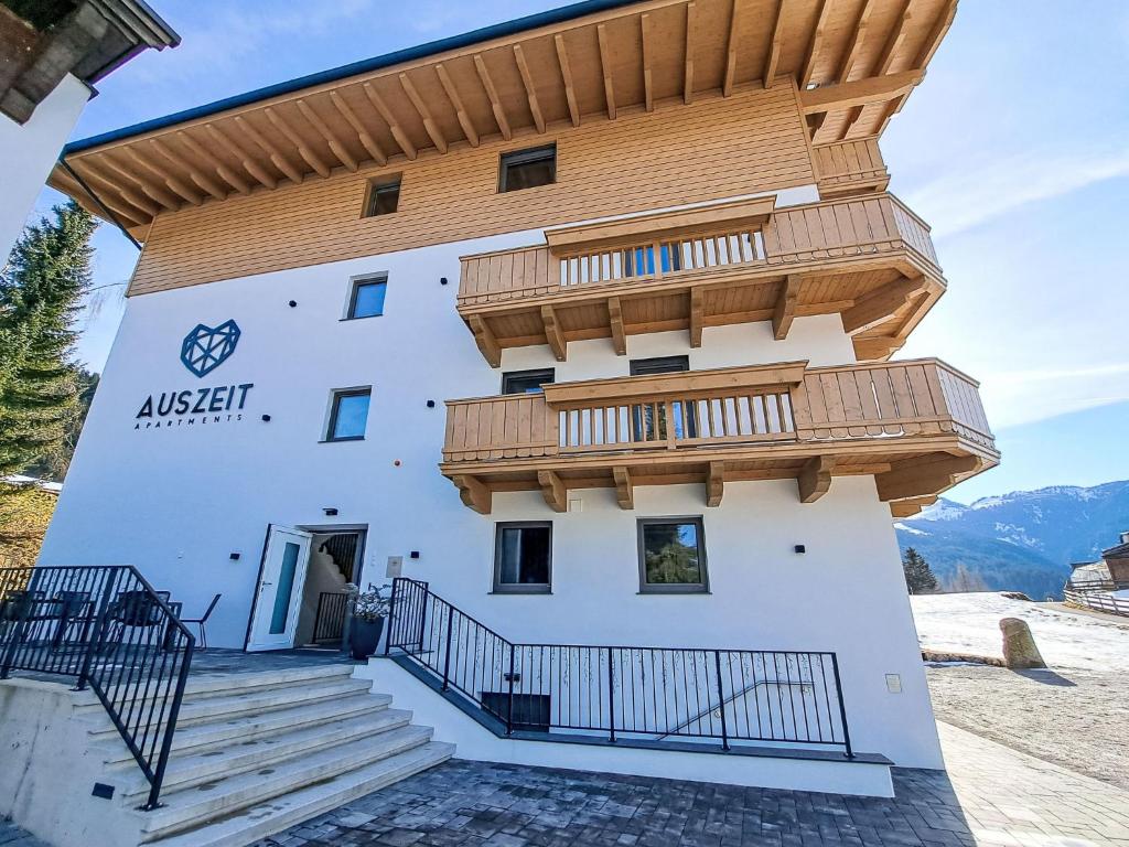 Nespecifikovaný výhled na hory nebo výhled na hory při pohledu z apartmánu
