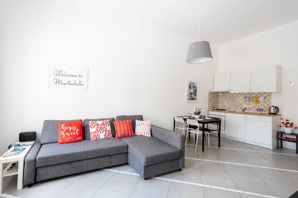 Afbeelding uit fotogalerij van Marisabella home with terrace in Vico Equense