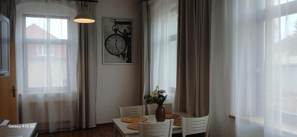 Zdjęcie z galerii obiektu Apartmány Šrámek Stříbro w mieście Stříbro