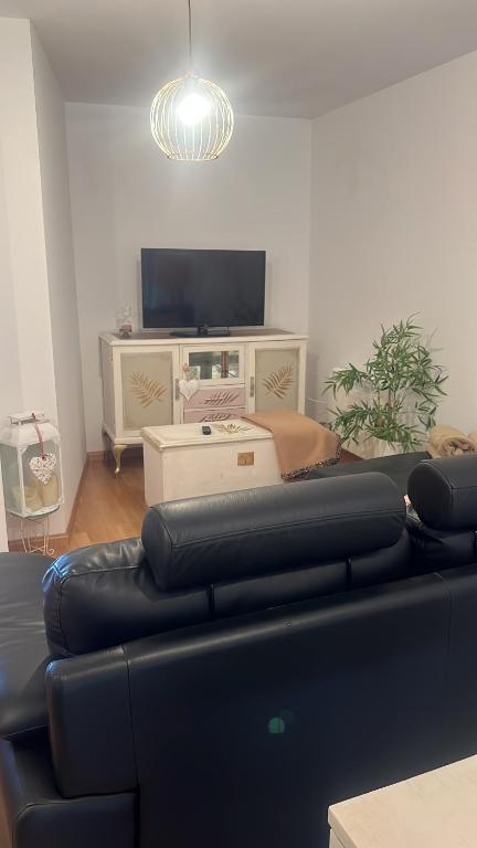 TV a/nebo společenská místnost v ubytování Azabache
