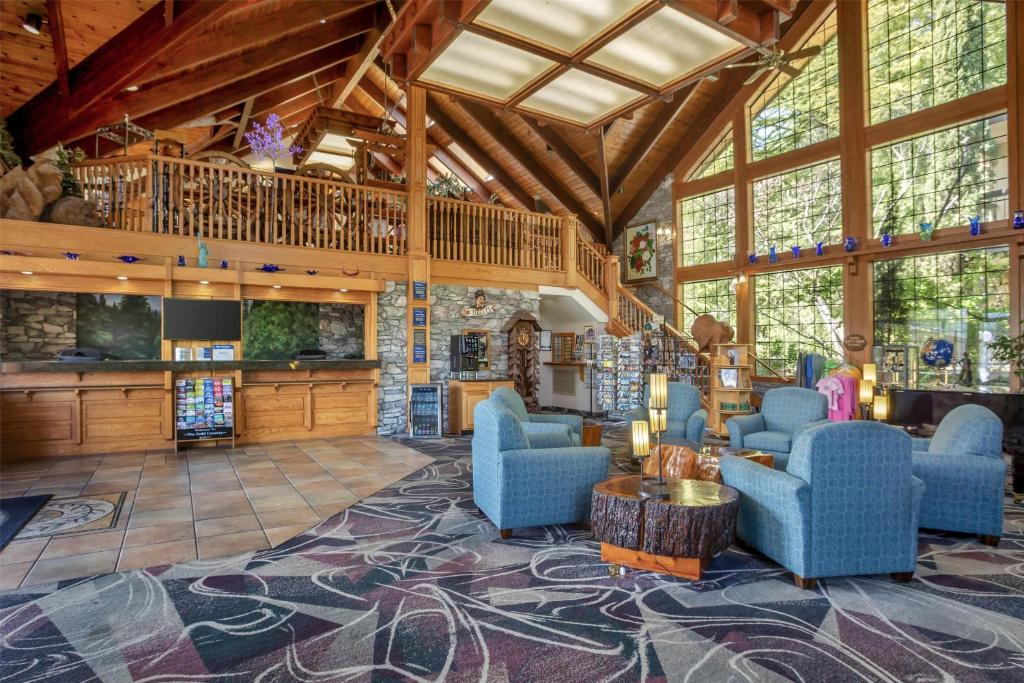 Posezení v ubytování Best Western Plus Yosemite Gateway Inn