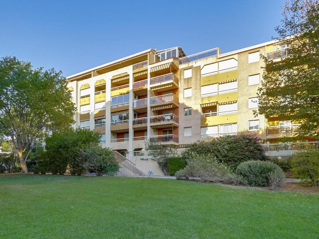 Apartment Les Regates-7 by Interhome