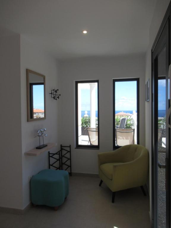 Posedenie v ubytovaní SOMETHING SPECIAL LAS DUNAS 9 by RENTMEDANO pretty villa with sea view and pool
