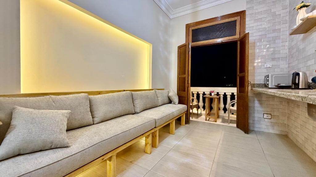 Posezení v ubytování La Bella Casa Hostel