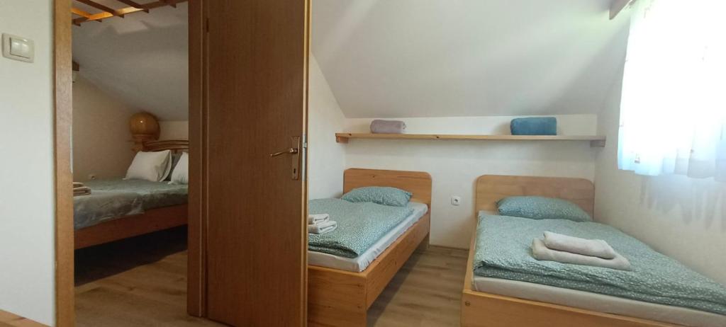 Postel nebo postele na pokoji v ubytování Village Vista