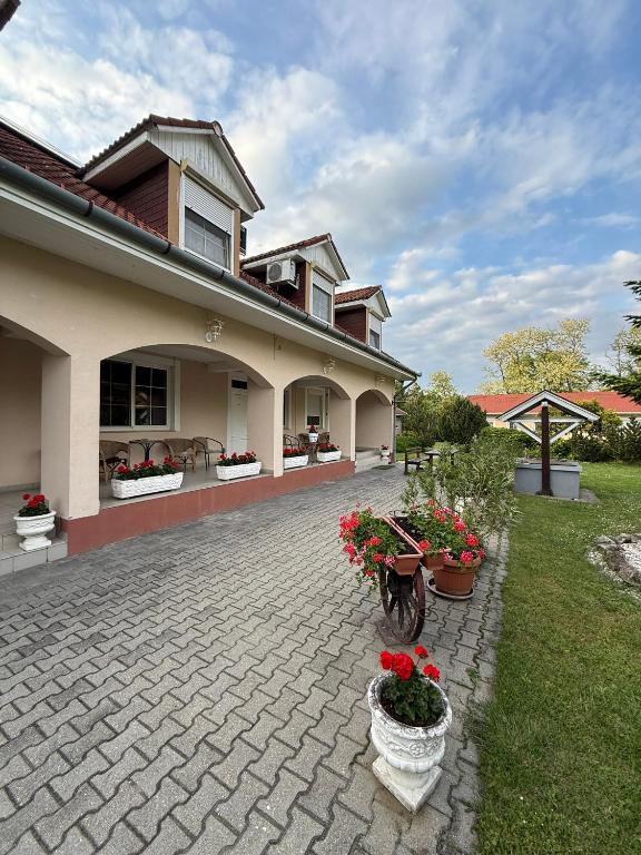 Budova, kde se motel nachází