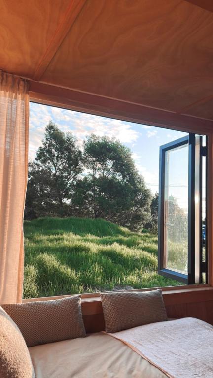 Voodi või voodid majutusasutuse Allure - Your Auckland Wellbeing Sanctuary toas