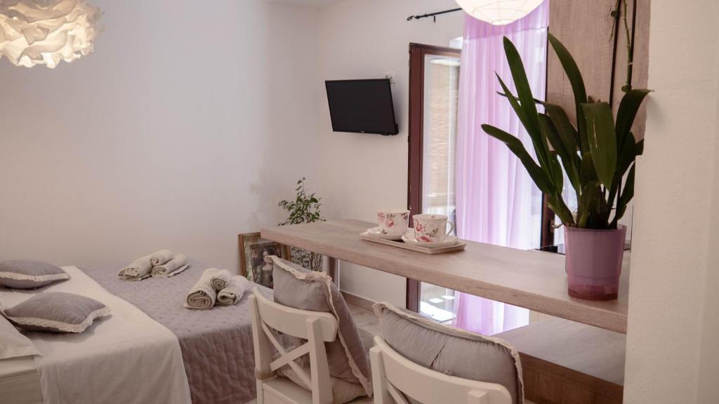 Apartments Horizont - Studio Apartment With Side Sea View