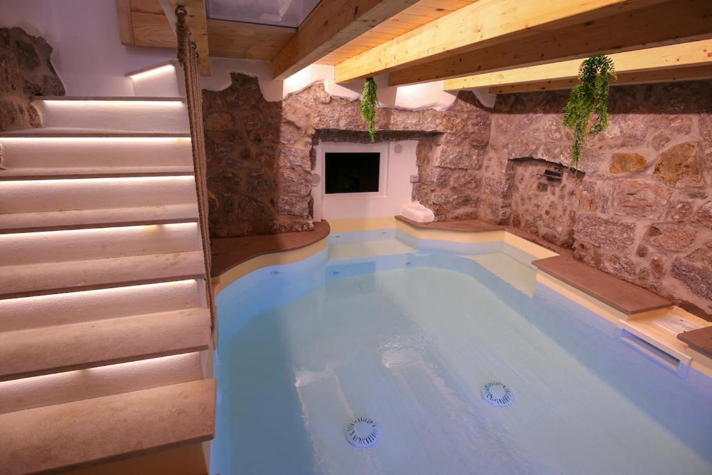 Romantic private pool room Relax in Castelsardo