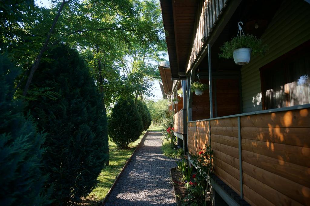 Zahrada ubytování Natura Chalets