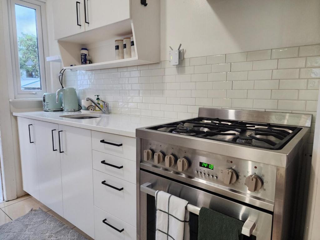 MKM Villa - Cozy House in Central Lower Hutt - Resim 12