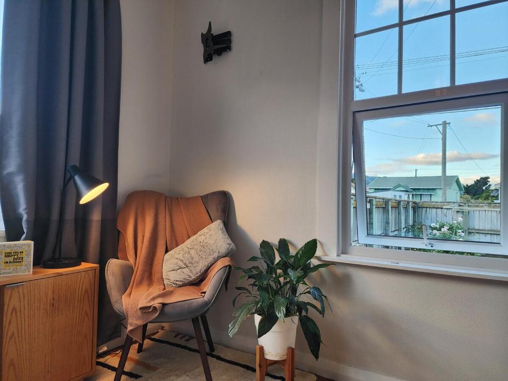 MKM Villa - Cozy House in Central Lower Hutt - Resim 1