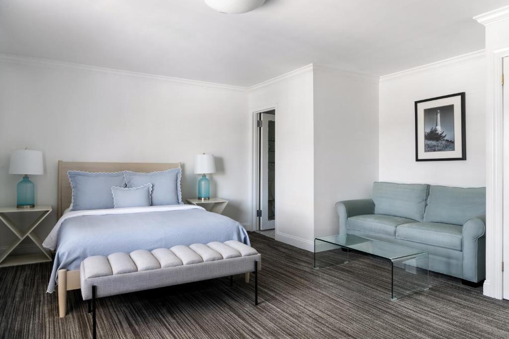 Postel nebo postele na pokoji v ubytování Southampton Inn