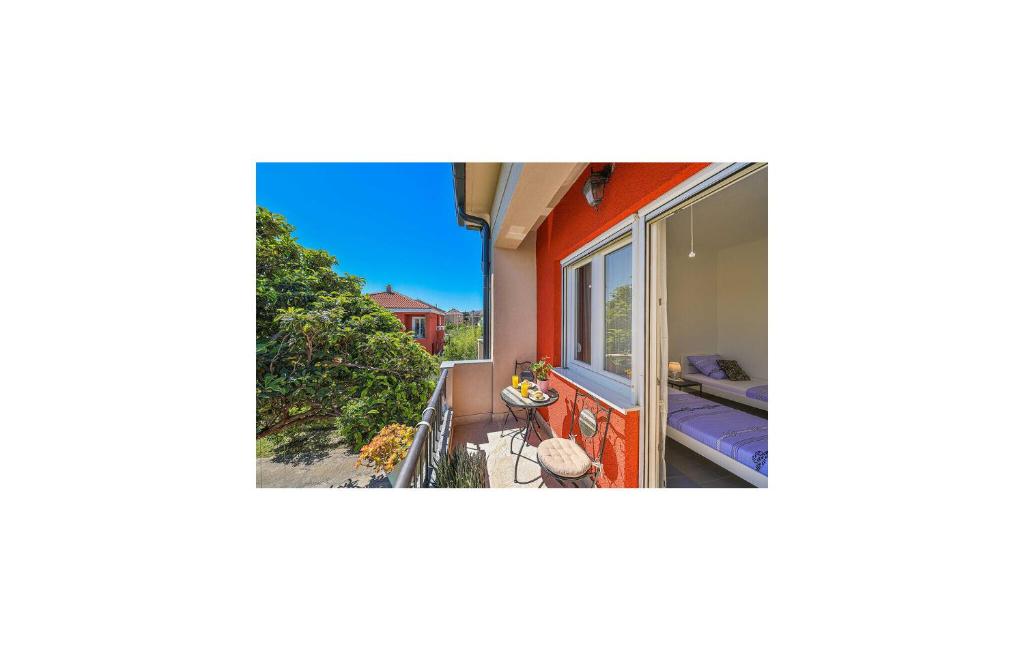 4 Bedroom Nice Home In Kastel Novi