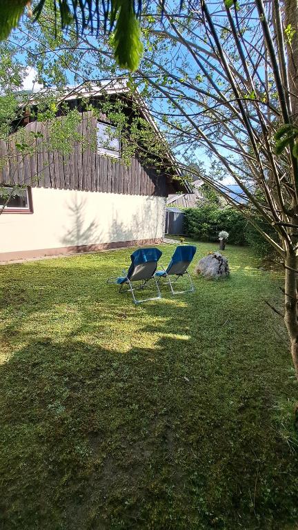 Vonkajšia záhrada v ubytovaní Sandras Ferienhaus Bungalow Sonnenalm