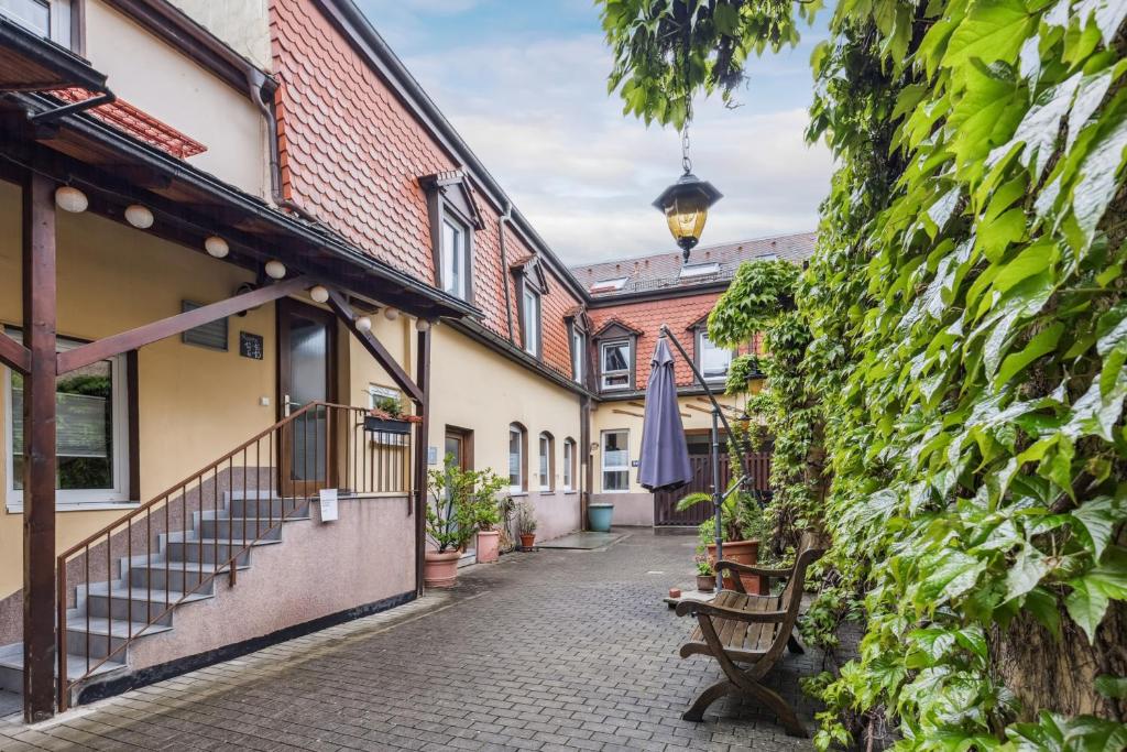 Budova, kde se hotel nachází