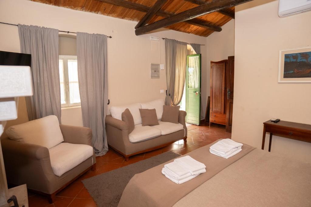 Signor Cesare Agrobistrot B&B