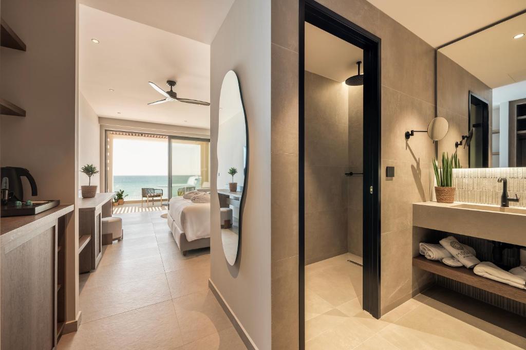 Koupelna v ubytování Mosay All Suite Hotel