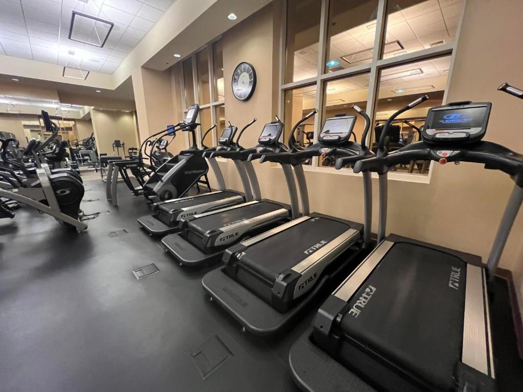 Fitness centrum a/nebo fitness zařízení v ubytování MGM Signature Tower 1 - No Resort Fee