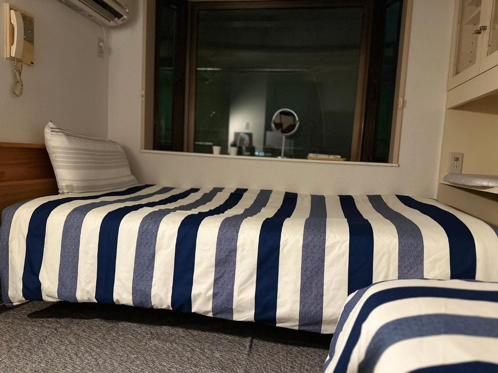 nipponbashi 10 min walk twin room