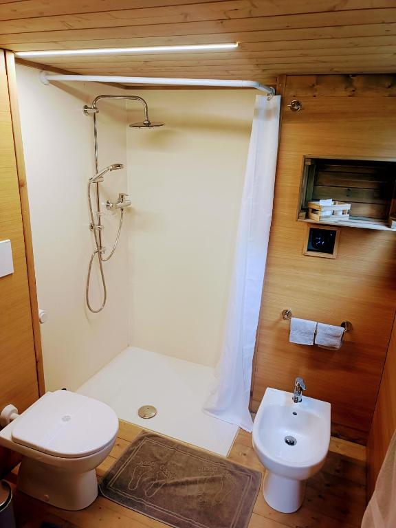 Kupatilo u objektu Glamping Podere Poggiagrilli