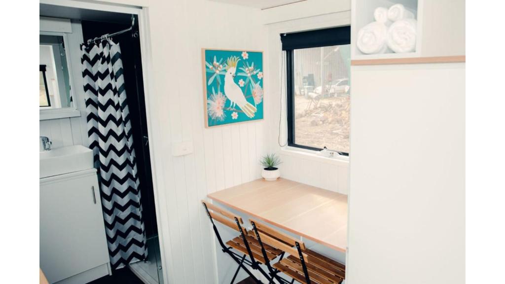 Foto dalla galleria di Odyssean Tiny House A by Tiny Away a Cessnock