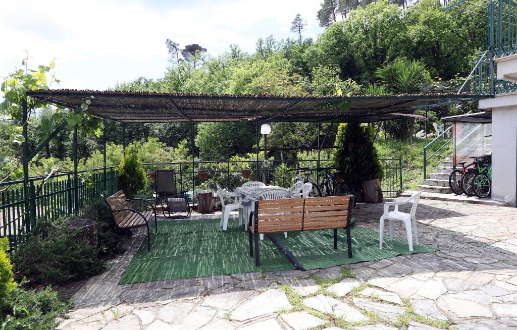 Ogród w obiekcie Villa Maremonti - con 3 piscine